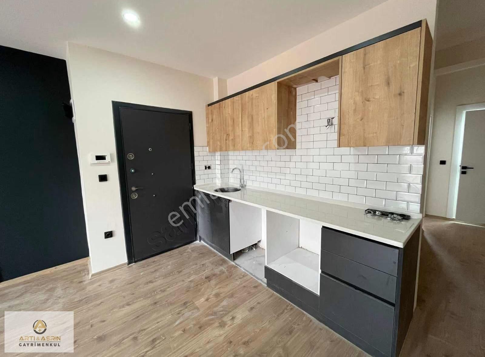 İkiçeşmelik Mah Sıfır 2,5+1 Deniz Manzaralı Teraslı Dubleks