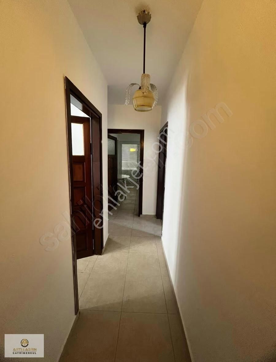 Kuşadası Sahil Sitelerinde 2 Adet 2+1 Denize Çok Yakın Daire - Görsel 25