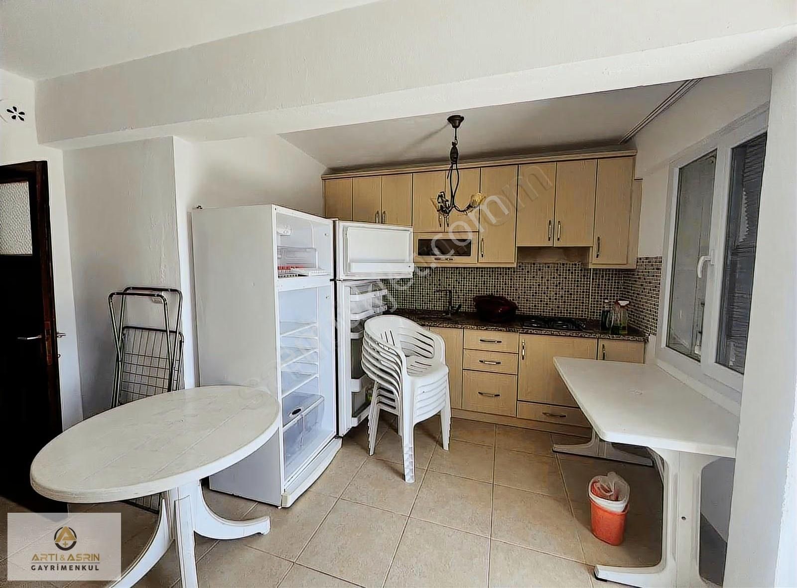 Kuşadası Sahil Sitelerinde 2 Adet 2+1 Denize Çok Yakın Daire - Görsel 24