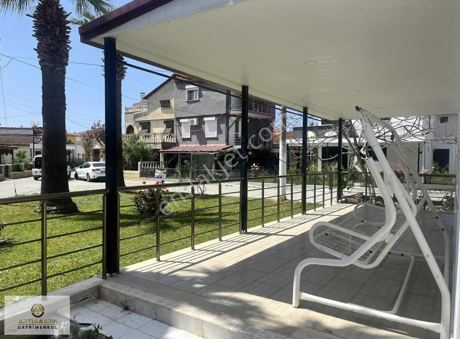 Kuşadası Sahil Sitelerinde 2 Adet 2+1 Denize Çok Yakın Daire - Görsel 5