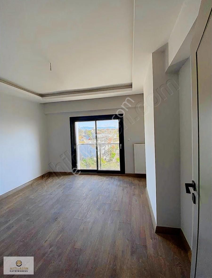 Kadınlar Denizi Mah 1+1 Full Deniz Manzaralı Rezidans Daire - Görsel 7