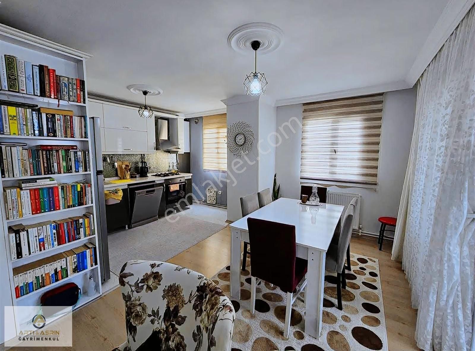 Kuşadası Ege Mahallesinde Çatı Dubleks 5+2 Satılık Daire - Görsel 26