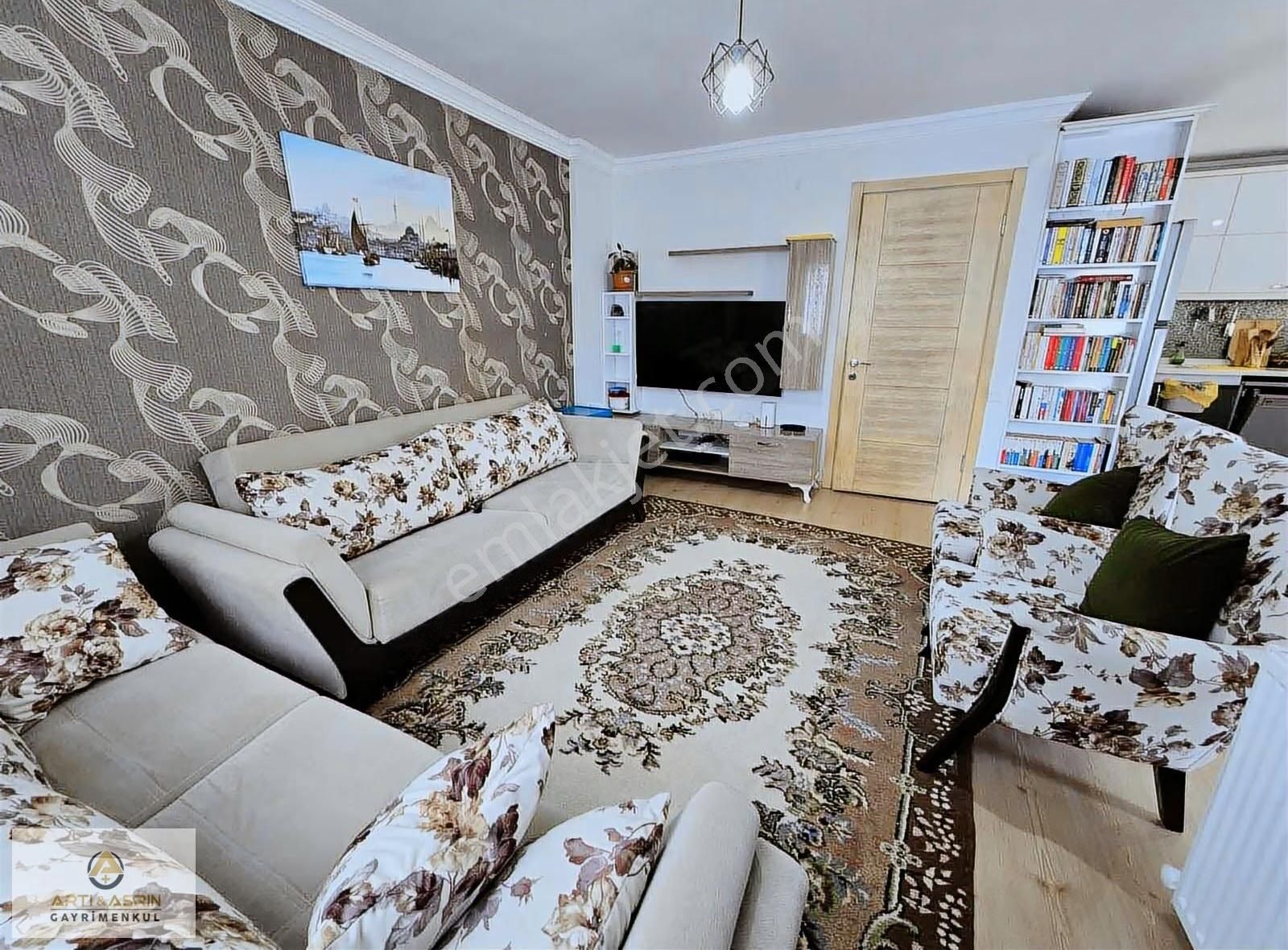 Kuşadası Ege Mahallesinde Çatı Dubleks 5+2 Satılık Daire - Görsel 25