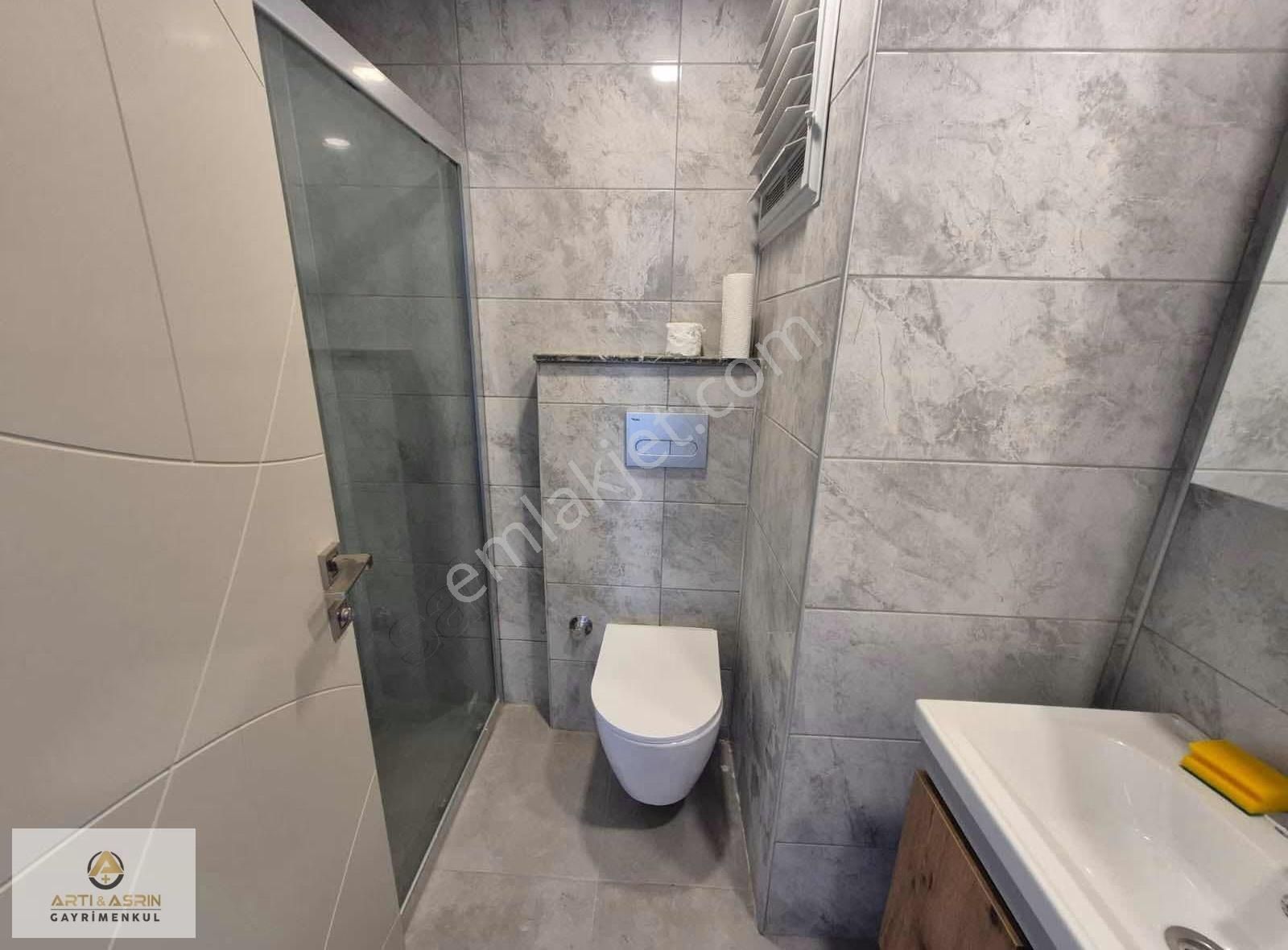 Kuşadası Otogar Arkası Kırazlı Yolu Üzeri 2+1 Daire - Görsel 9