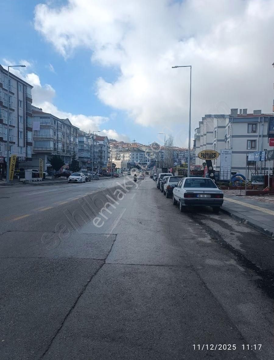 Ysf Emlaktan Satılık Cadde Üstü İki Katlı Ve Depolu Dükkan - Görsel 12