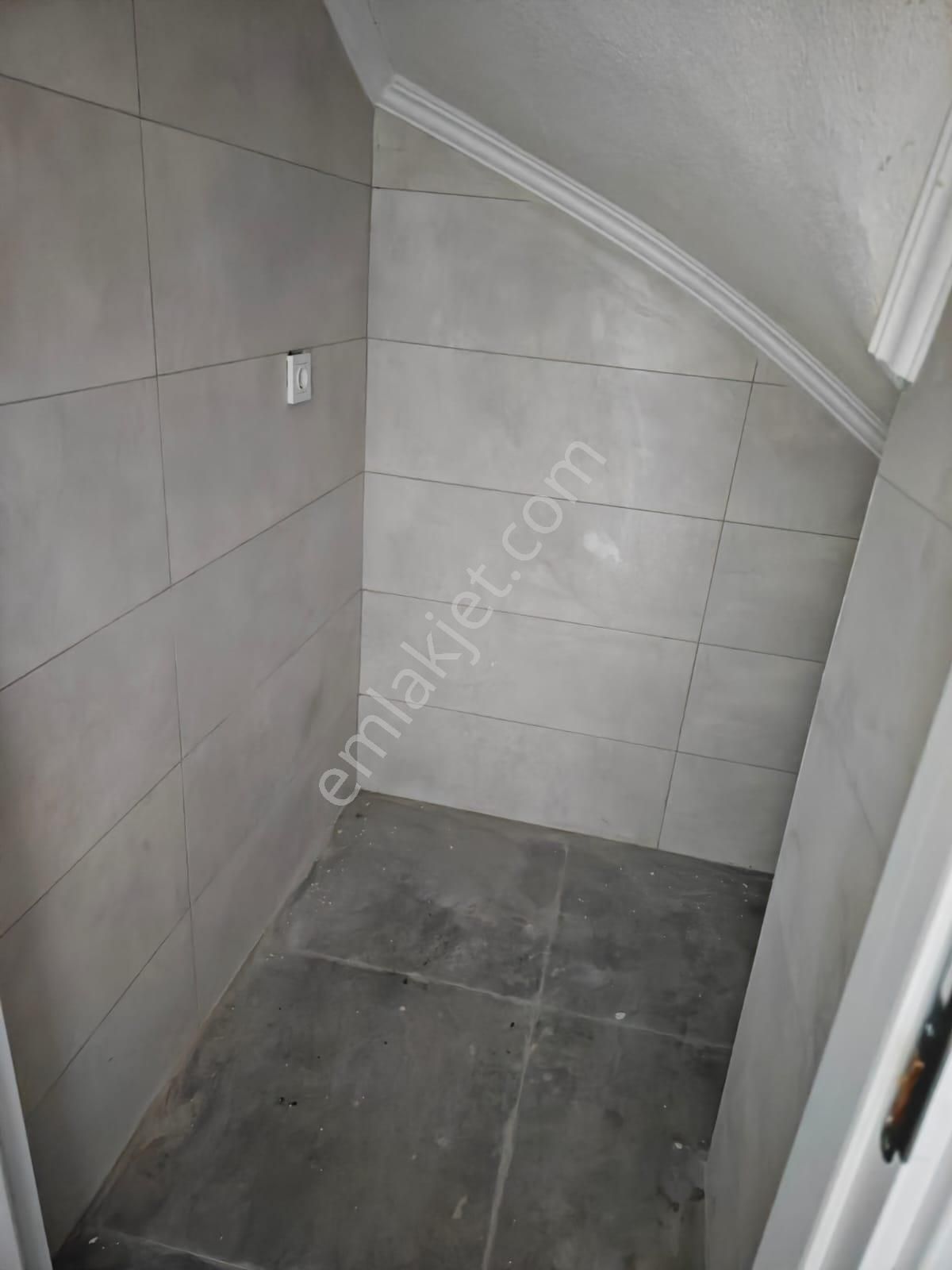 Dikili Ümmetoğlu'ndan 2+1 Dubleks 107 M2 Ferah Daire - Görsel 9