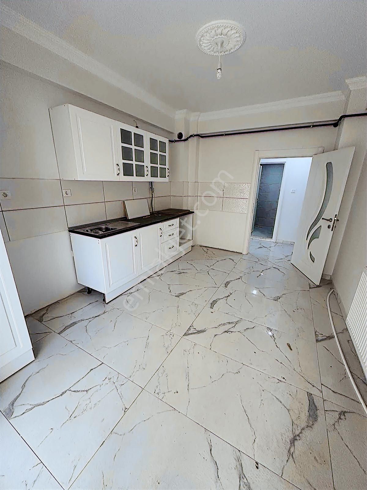 Merkezi Konumda Kapalı Garajlı Satılık 3+1 - Görsel 25