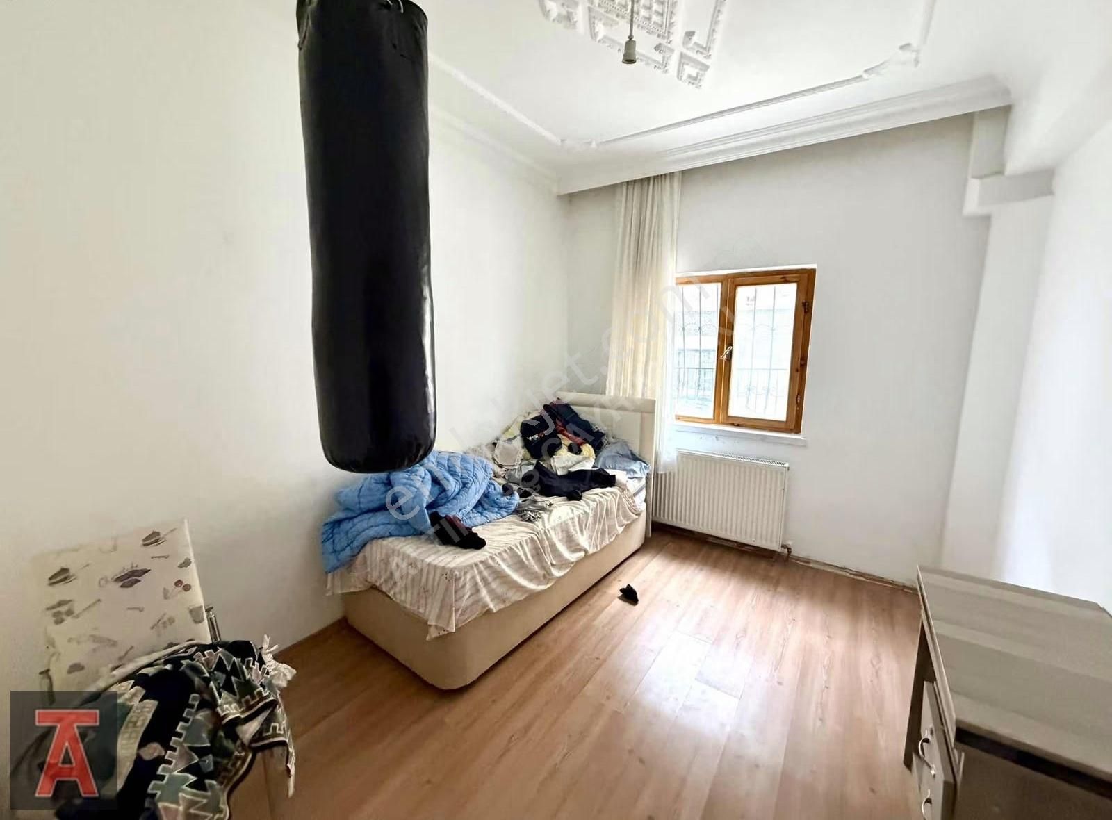 Alsancak Mah'de Geniş Metrekareli E.banyolu 3+1 Daire - Görsel 12