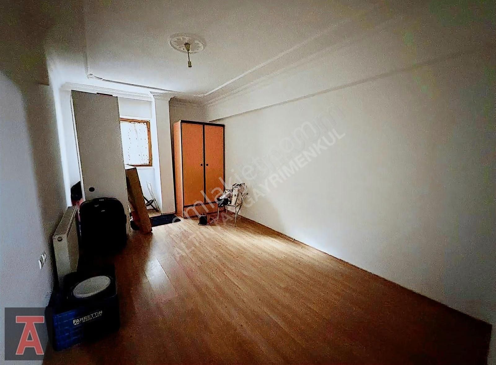 Alsancak Mah'de Geniş Metrekareli E.banyolu 3+1 Daire - Görsel 5