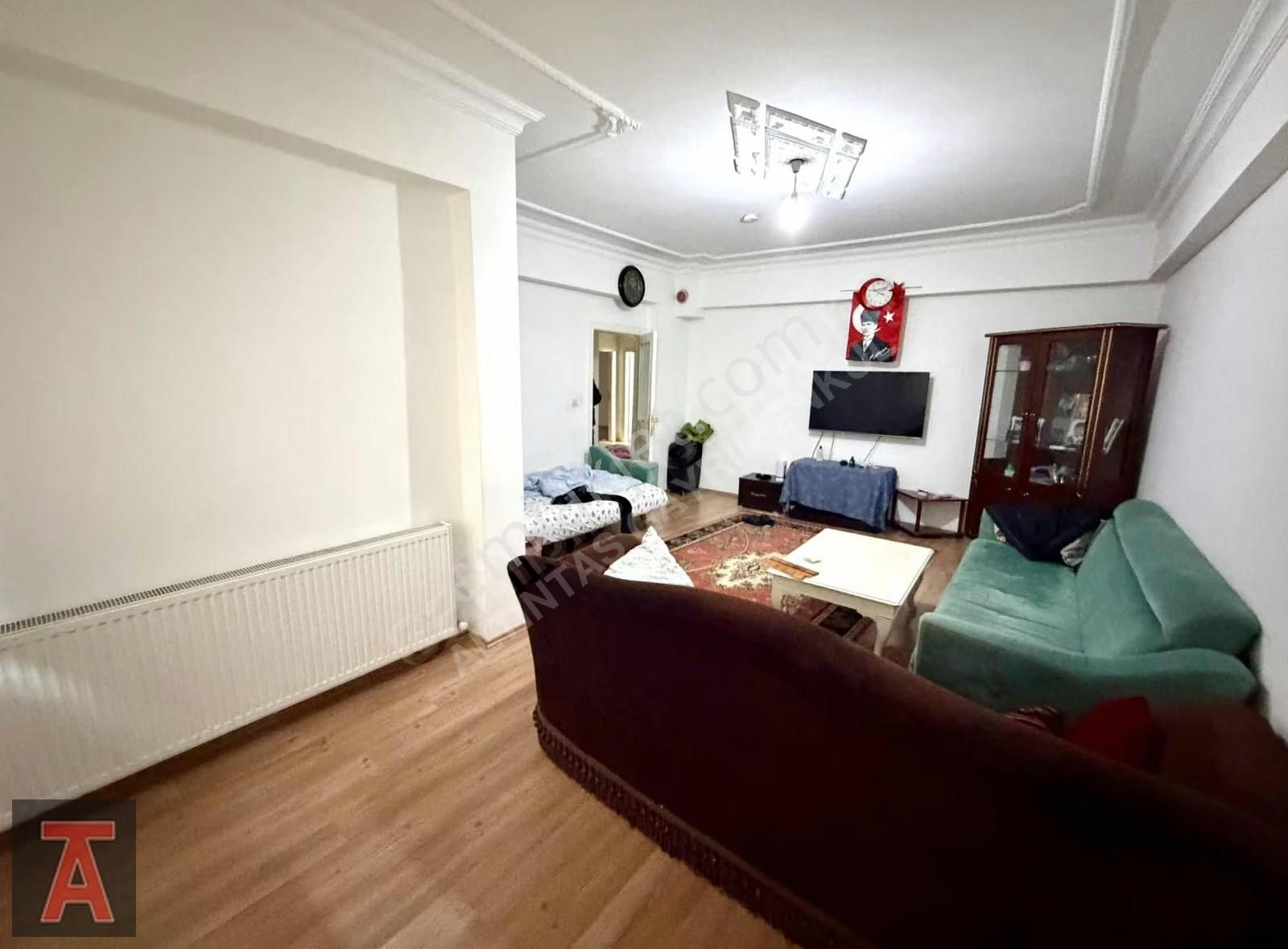 Alsancak Mah'de Geniş Metrekareli E.banyolu 3+1 Daire - Görsel 10