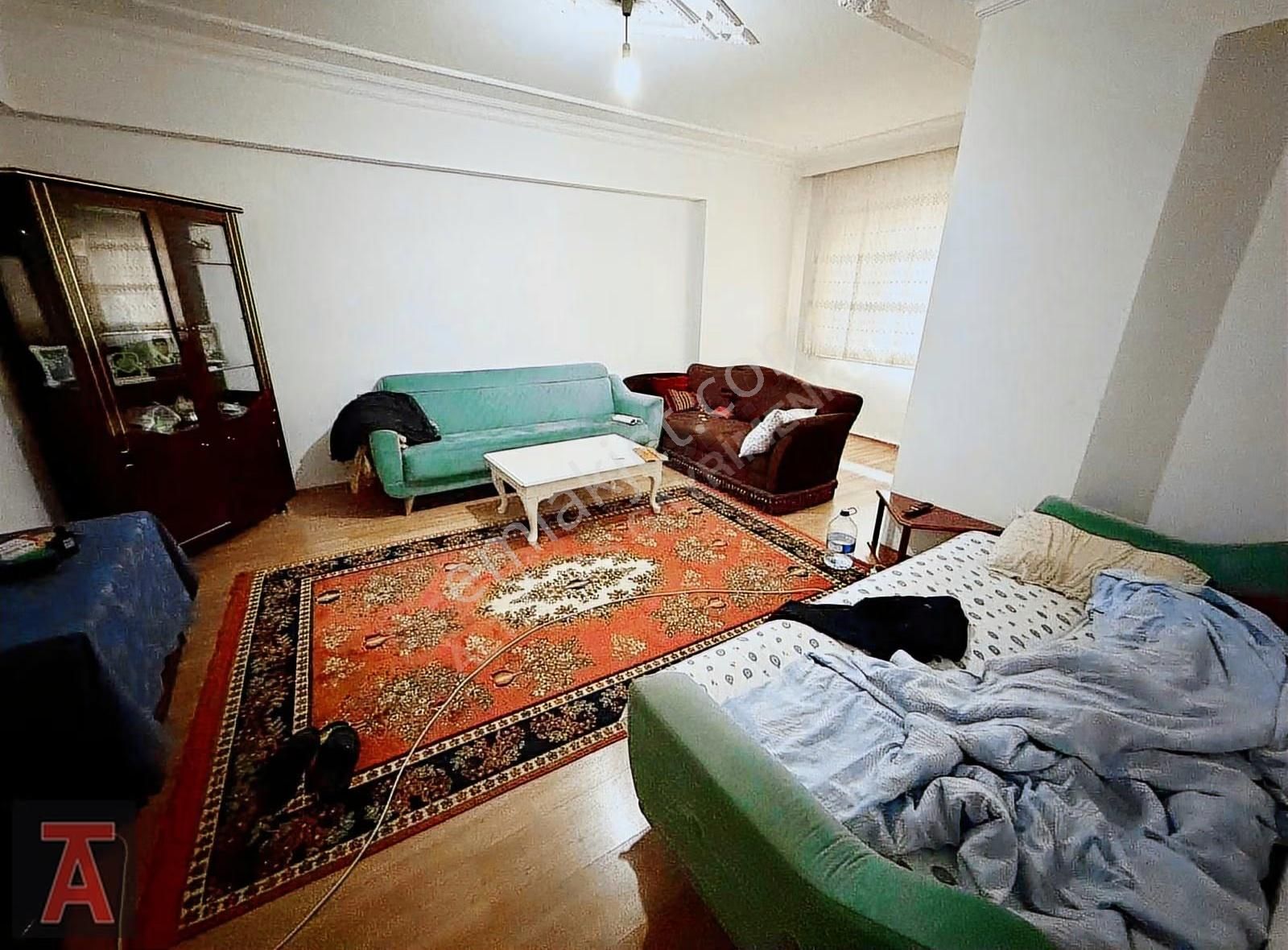 Alsancak Mah'de Geniş Metrekareli E.banyolu 3+1 Daire - Görsel 27