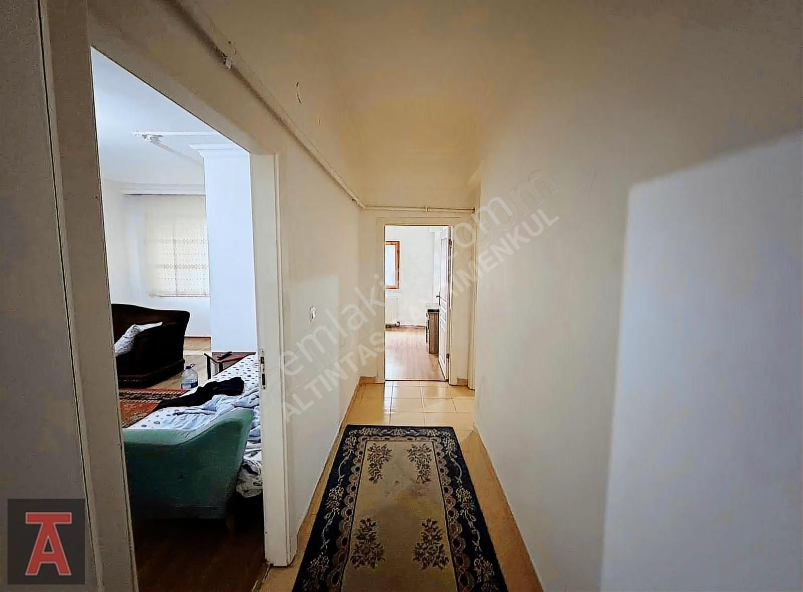 Alsancak Mah'de Geniş Metrekareli E.banyolu 3+1 Daire - Görsel 18