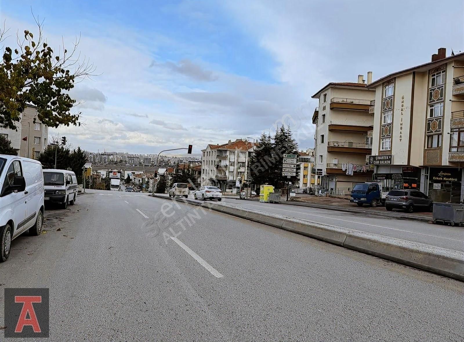 Atilla Eşer Caddesi'nde Geniş Teraslı Dublex 5+1+kiler Daire - Görsel 20