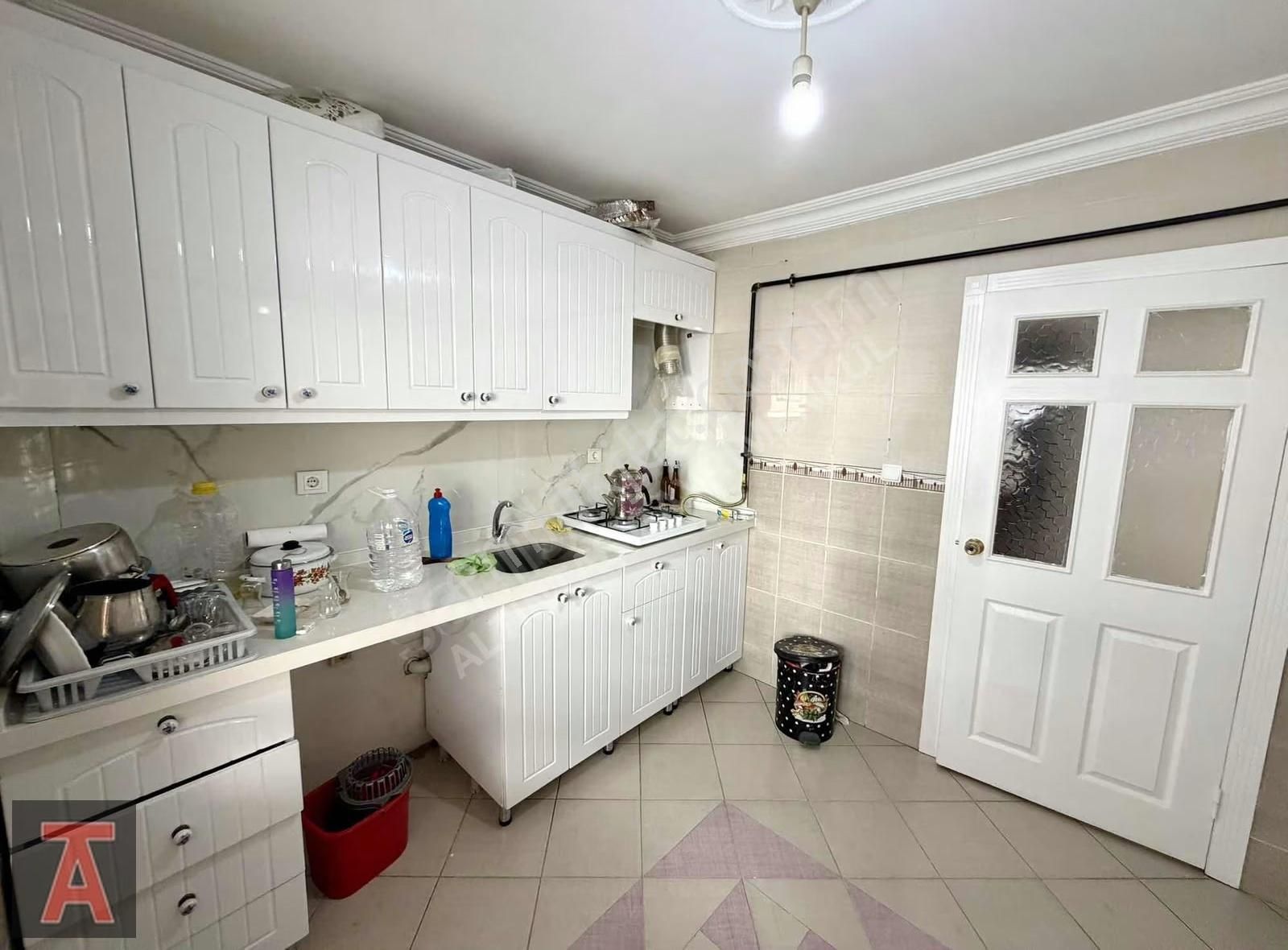 Alsancak Mah'de Cadde Yakını Yapılı Balkonlu 2+1 Y.giriş - Görsel 4