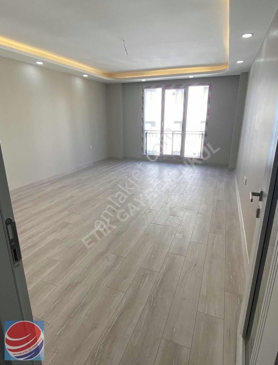 Yeni Mahallenin En Nezih Bölgesinde2+1 3+1 Satılık Daireler..