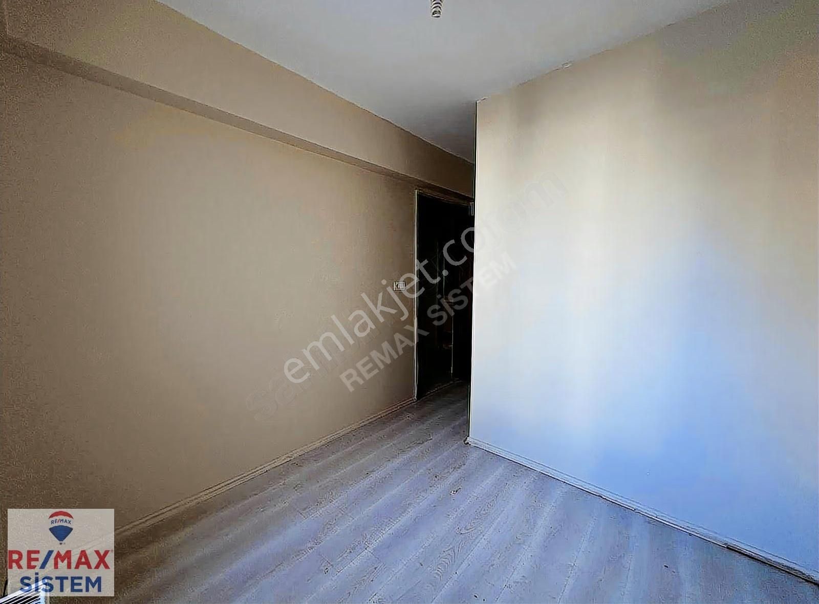 Kurtuluş Cad. Işıklarında Merkezi Lokasyon 2+1 Ofis-büro-daire - Görsel 8