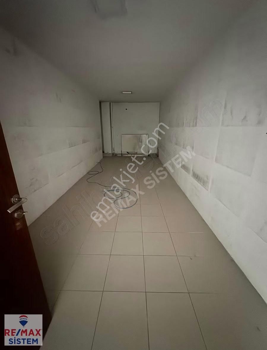 *şehir Merkezinde Özel İdare İşhanında Geniş Kiralık Ofis - Görsel 2