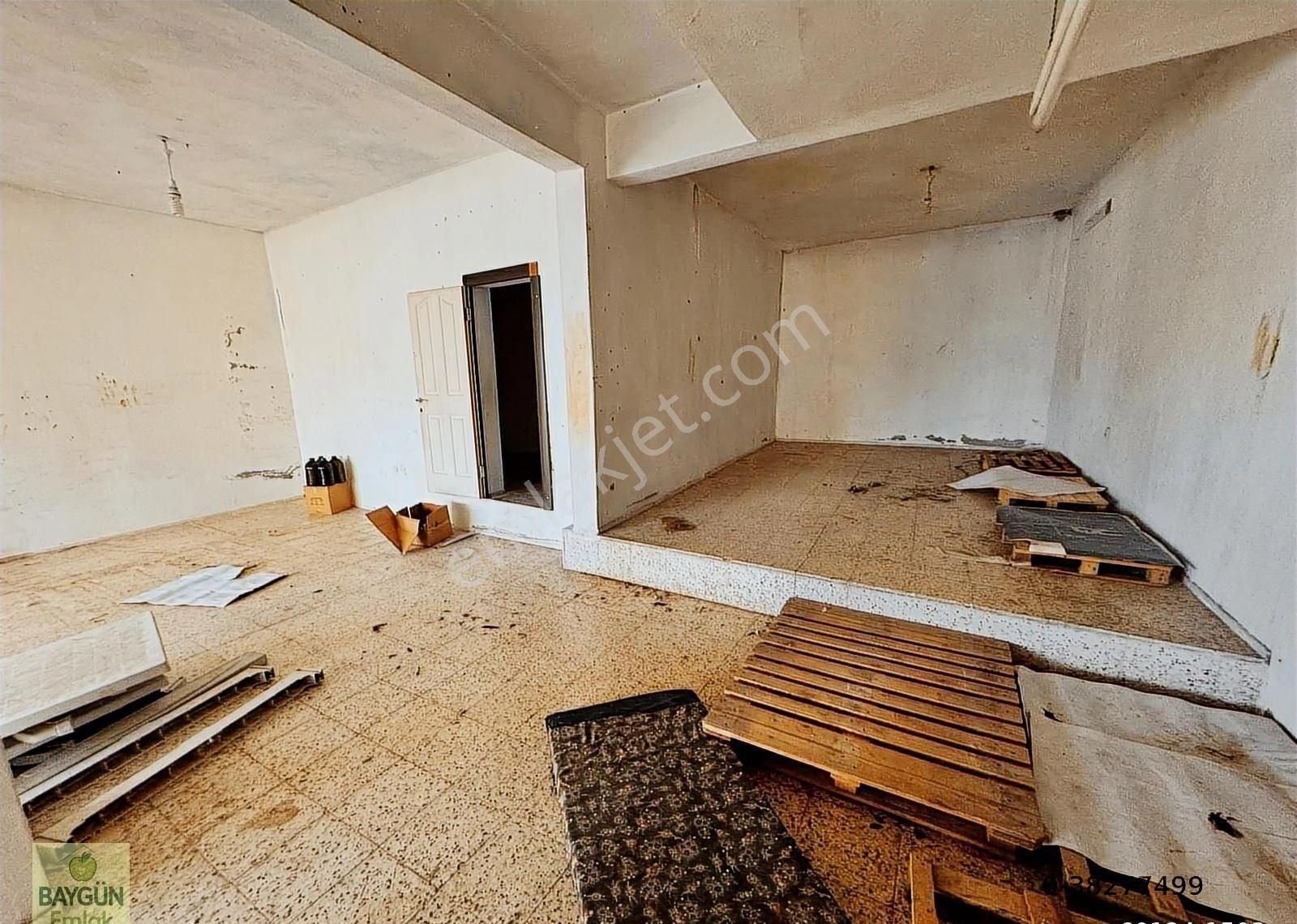 Karabağlar Bozyaka Kiralık Dükkan 120m2 - Görsel 2