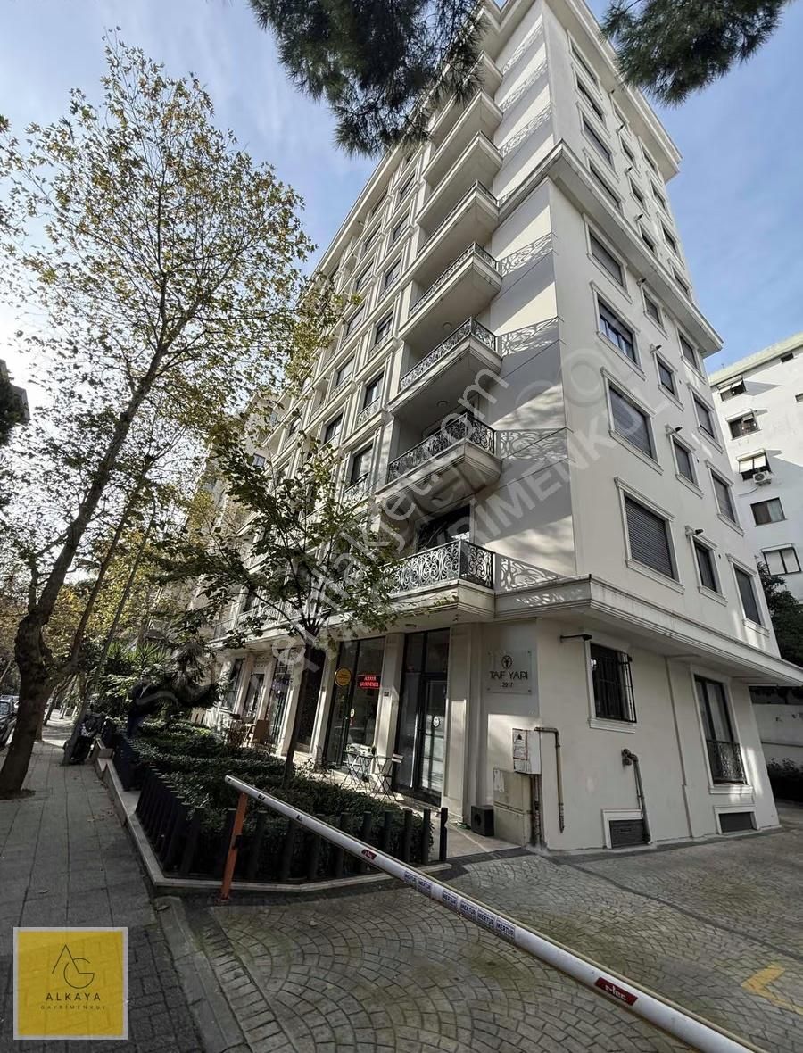 Alkaya'dan Suadiye'de Satılık 2+1 Daire Balkonlu Ara Kat - Görsel 33