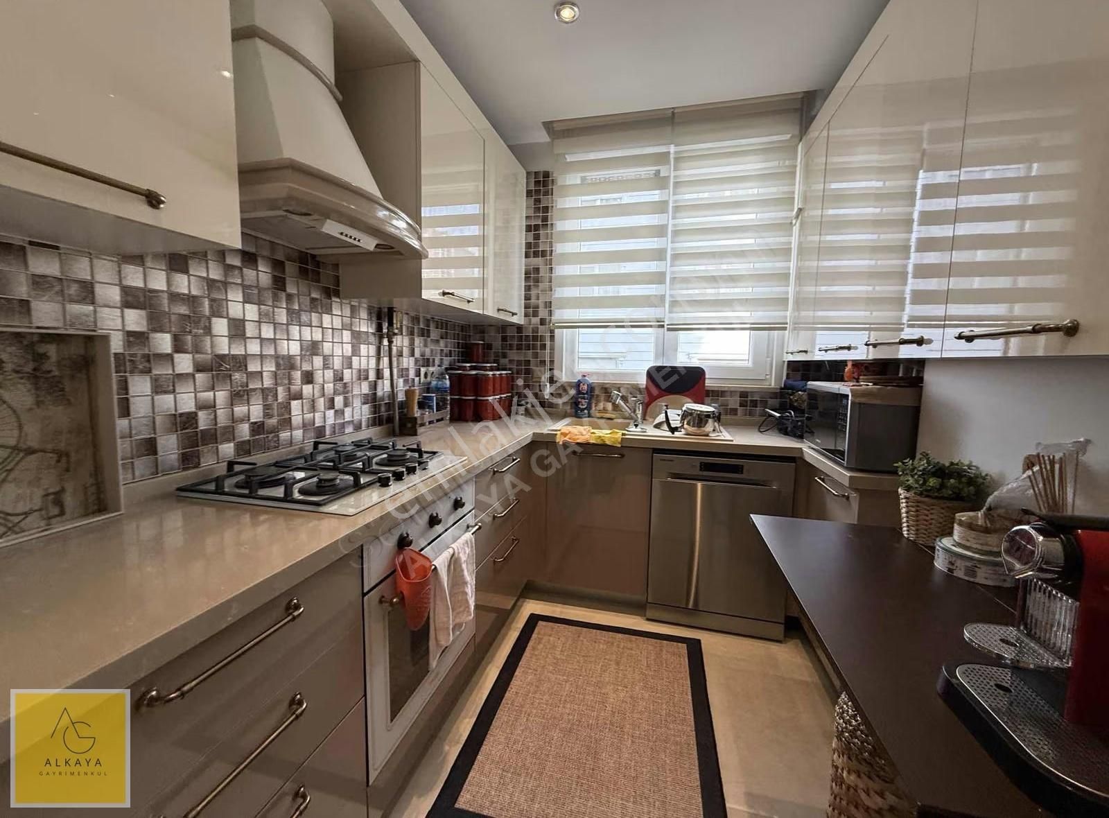 Alkaya'dan Suadiye'de Satılık 2+1 Daire Balkonlu Ara Kat - Görsel 28