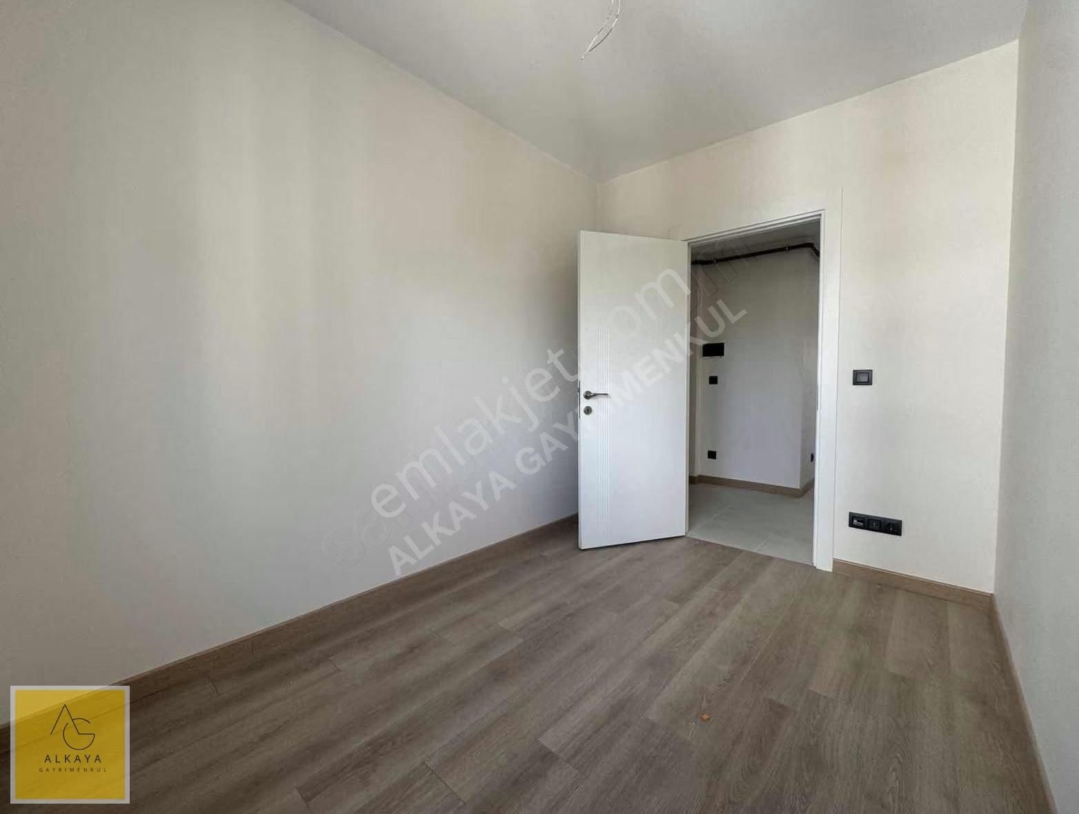 Suadiye'de Satılık 2+1 Boş Daire 2025 Yapımı Marmaraya Yakın - Görsel 28