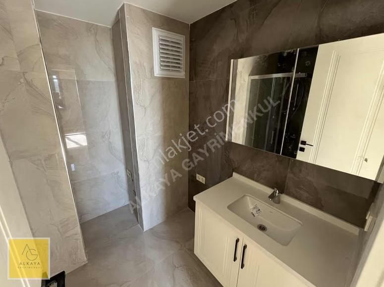 Alkaya'dan Suadiye'de Satılık 3+1 Boş Daire / Deniz Manzaralı - Görsel 16