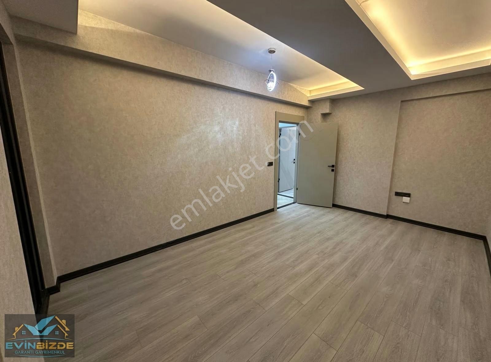 Keçiörende 3+1 Full Yapılı Sıfır Ebeveyn Banyolu Takasa Uygun - Görsel 16