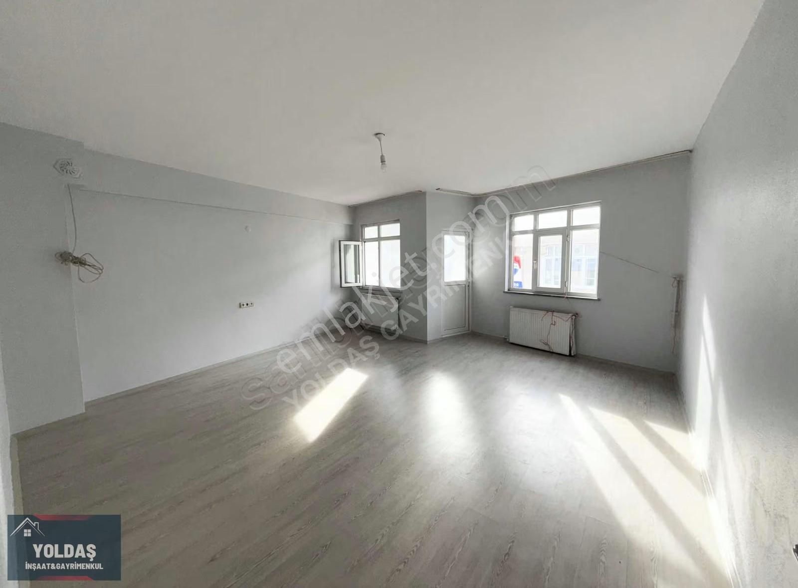 Yoldaş İnşaat'tan Satılık 2+1 90 M2 3.kat Daire - Görsel 8