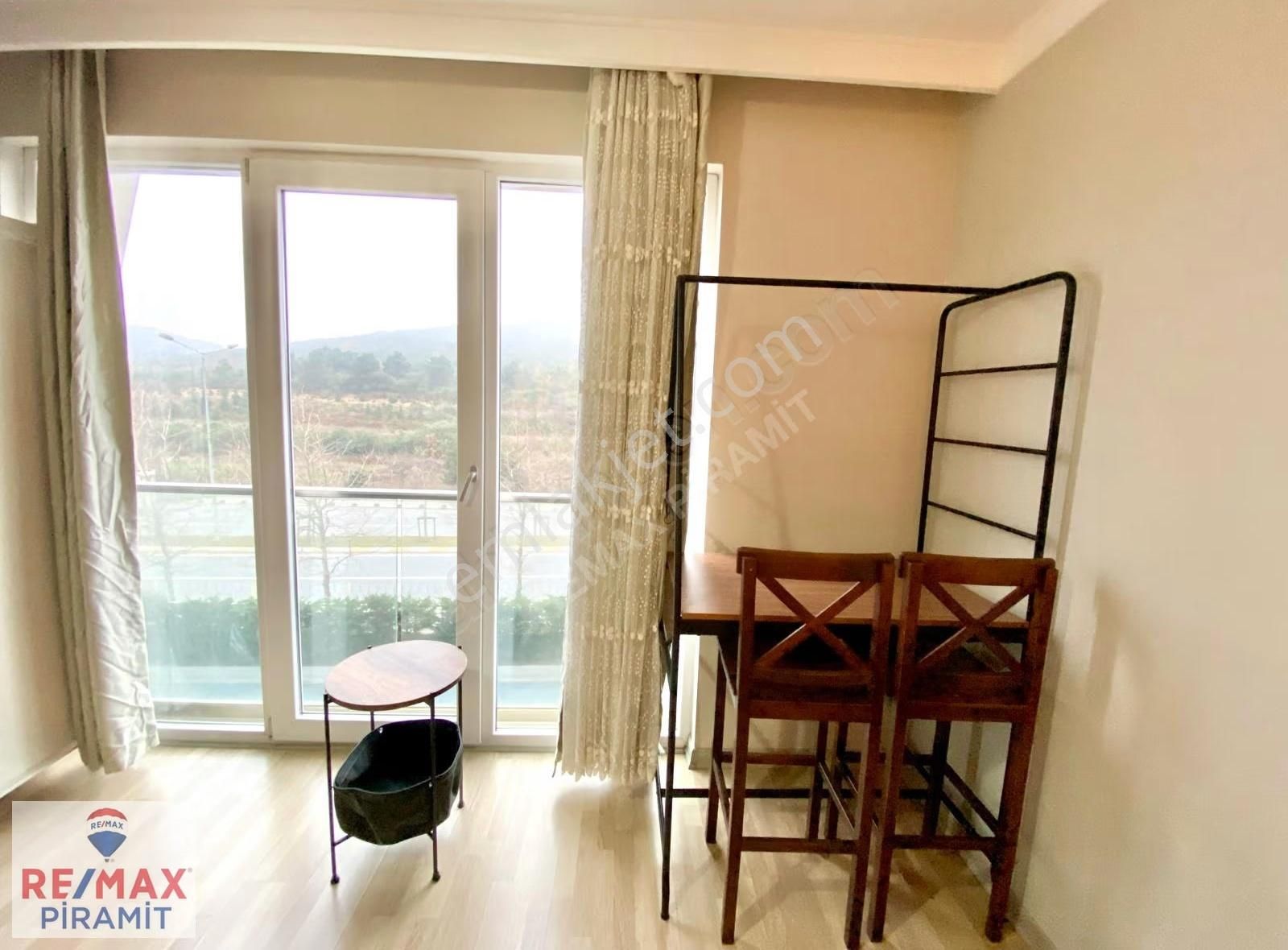 Evora Park Sitesi Full Eşyalı Dekorasyonlu 1+0 Daire - Görsel 3