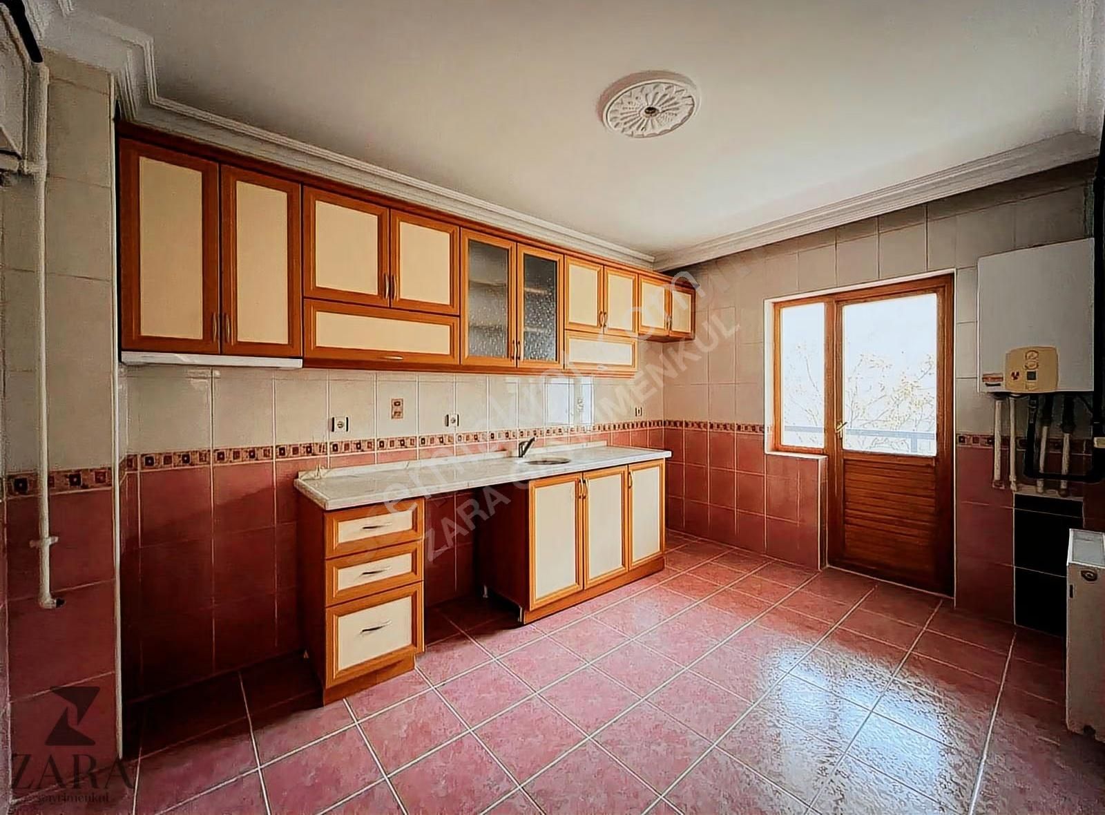 ▄zara▄malazgirt Bulvar Yanı.! Ara Kat Asansör^iskanlı 3+1 Daire