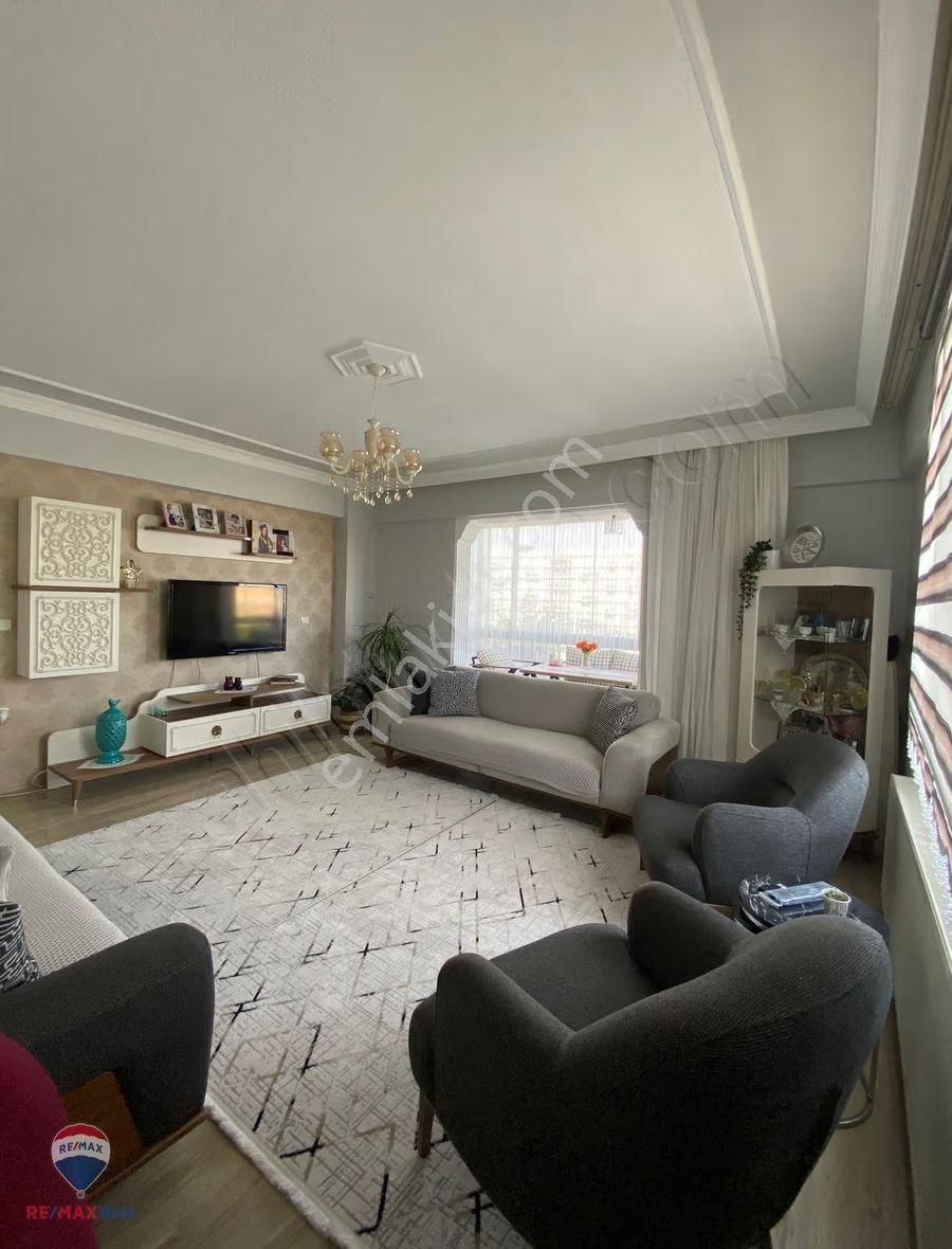 106 Menemen Ulusta 3+1 Ferah 145m² Satılık Daıre - Görsel 24