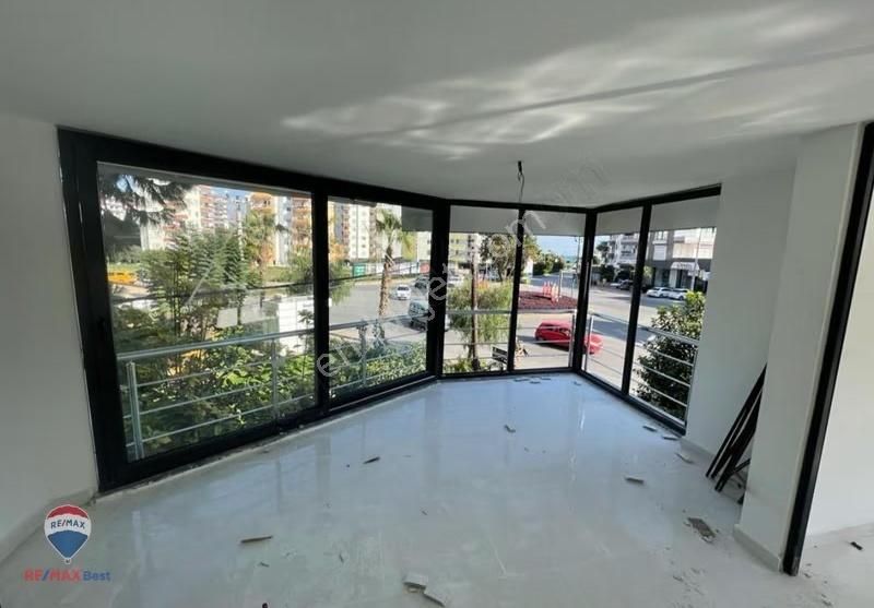 8 Mezıtlı'de Kıracılı Satılık Dükkan - Görsel 6