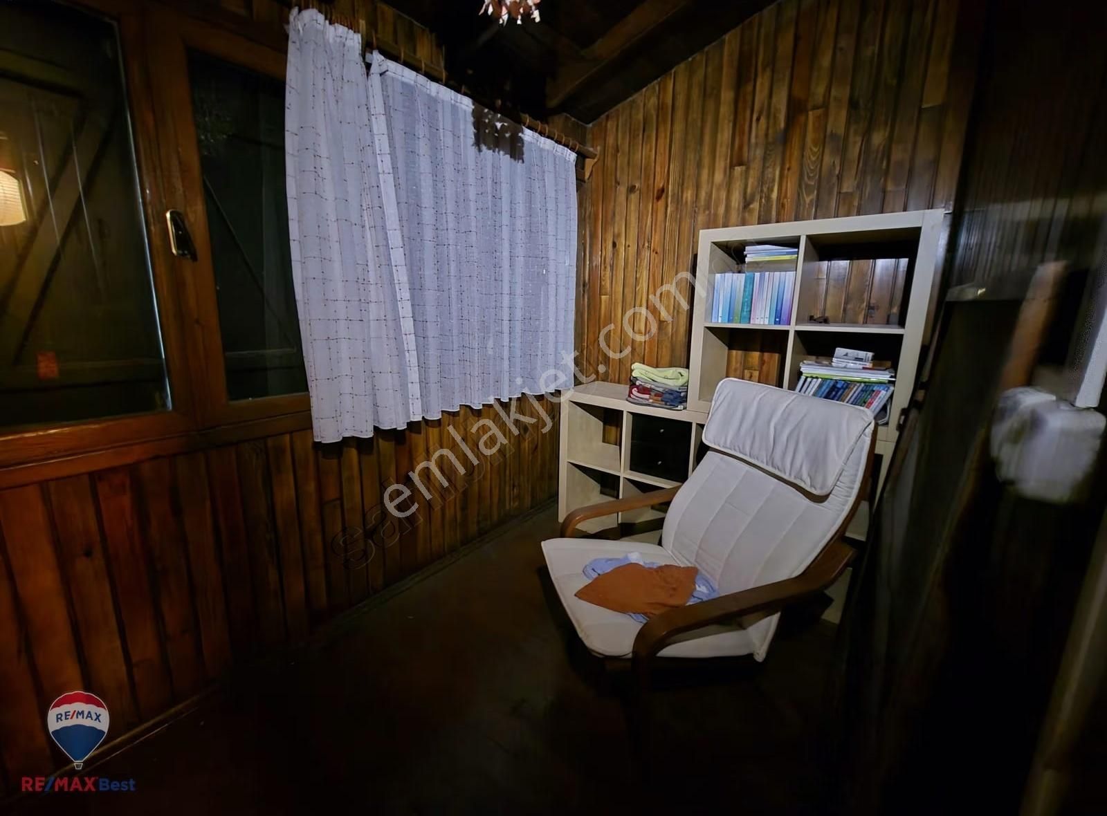 8 Seferihisar Gödence De Satılık 3000m² Tarla Ve Dağ Evi - Görsel 10