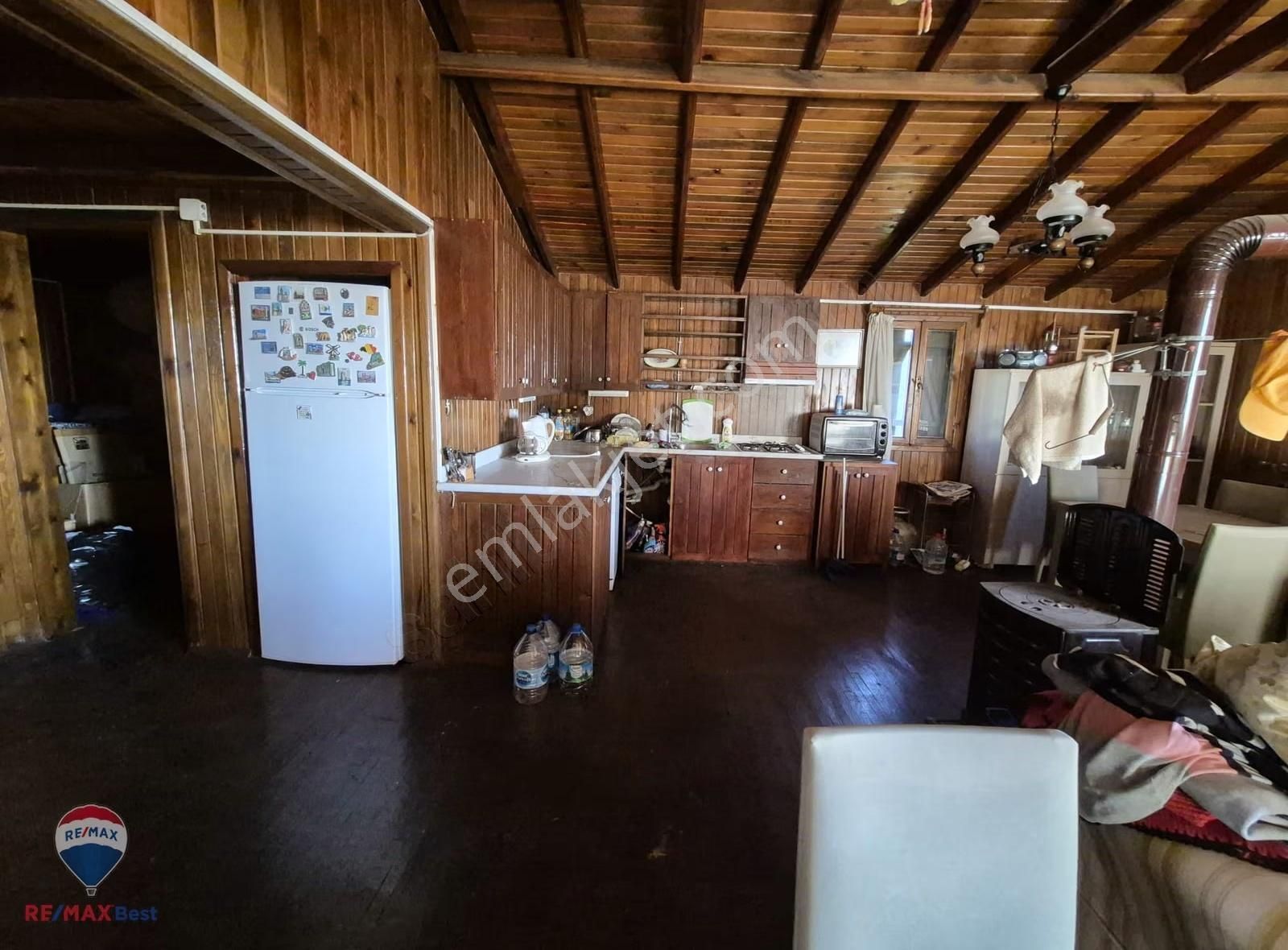 8 Seferihisar Gödence De Satılık 3000m² Tarla Ve Dağ Evi - Görsel 9