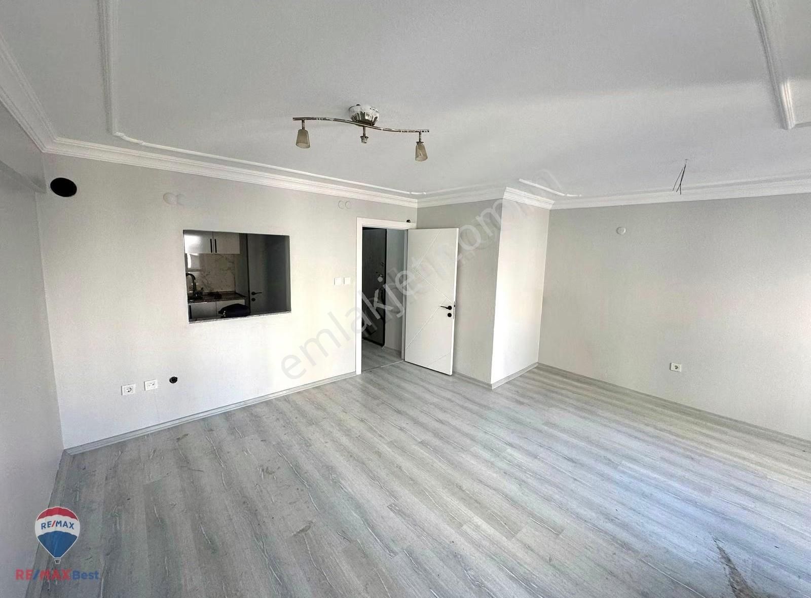 36 Karşıyaka Çarşı'da Full Tadilatlı Asansörlü Kiralık Daire - Görsel 23