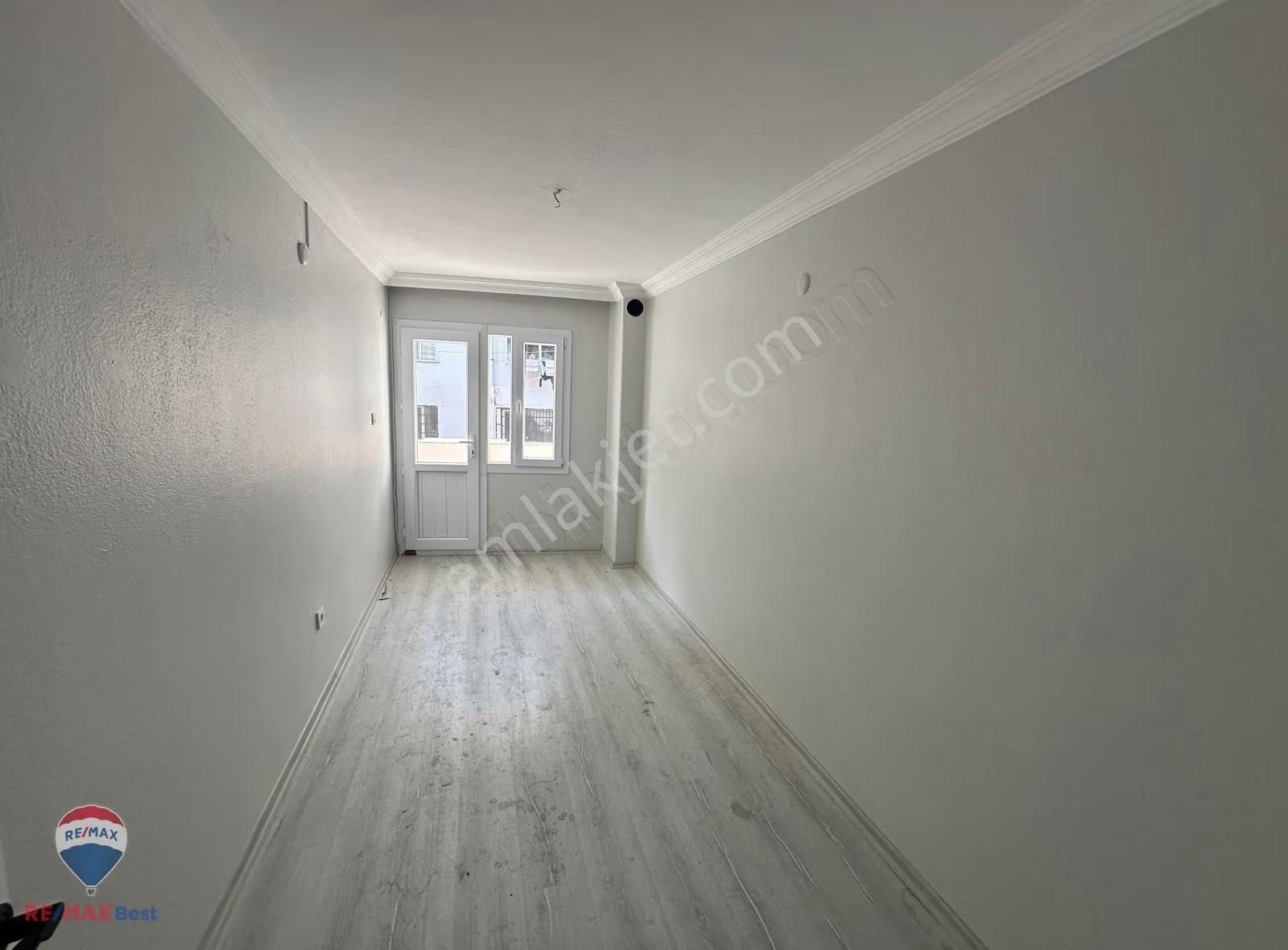 36 Karşıyaka Çarşı'da Full Tadilatlı Asansörlü Kiralık Daire - Görsel 5