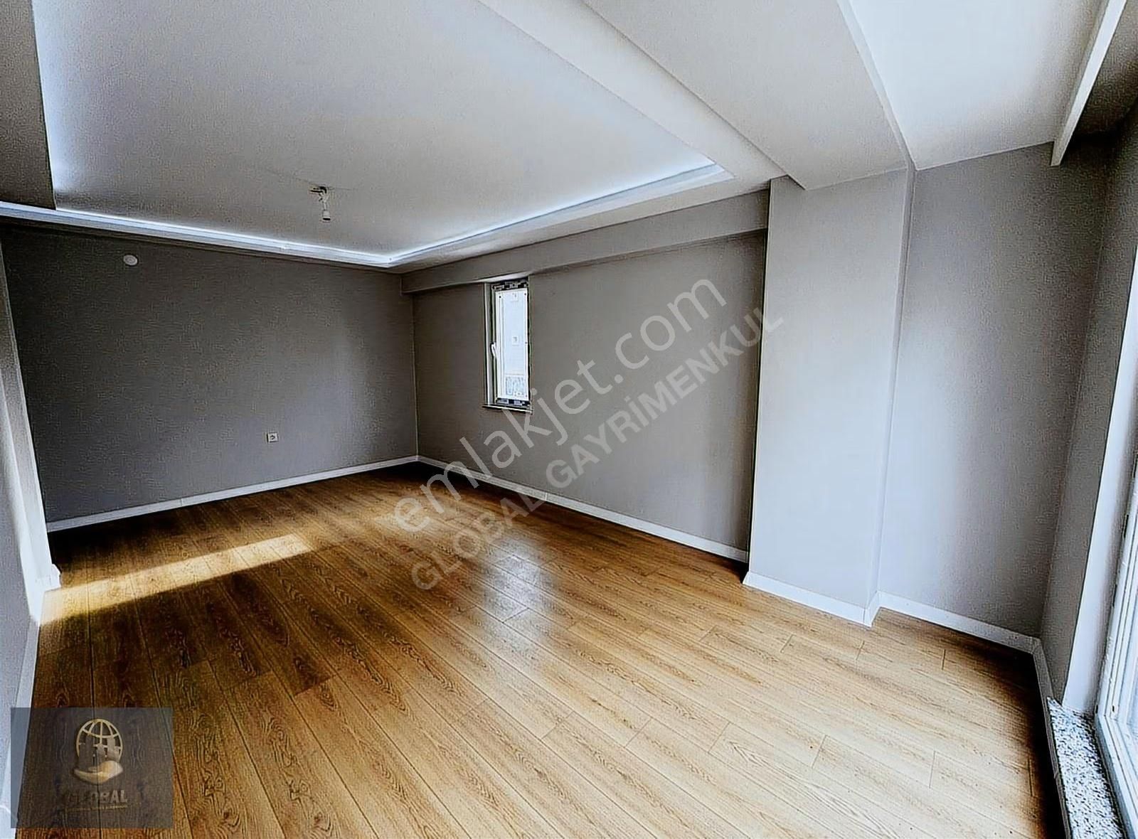 Rumeli'de Havuzlu Site İçi Güney Cephe Emsalsiz 2+1 !! - Görsel 11