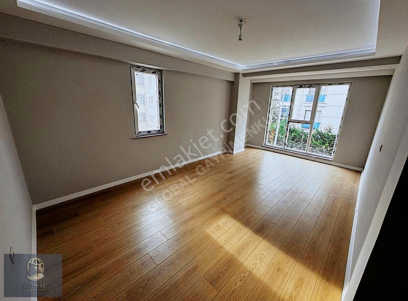 Rumeli'de Havuzlu Site İçi Güney Cephe Emsalsiz 2+1 !! - Görsel 19