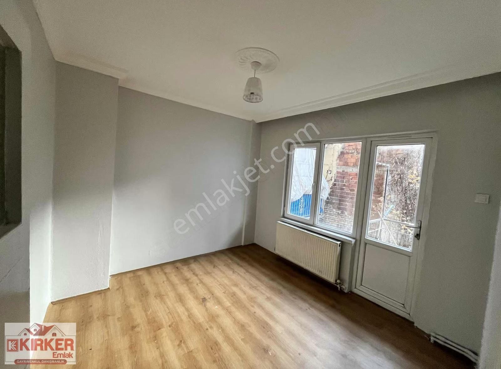 Kırker'den Cumhuriyet Mh. 3+1 Satılık Bakımlı Fırsatkupon Daire! - Görsel 11