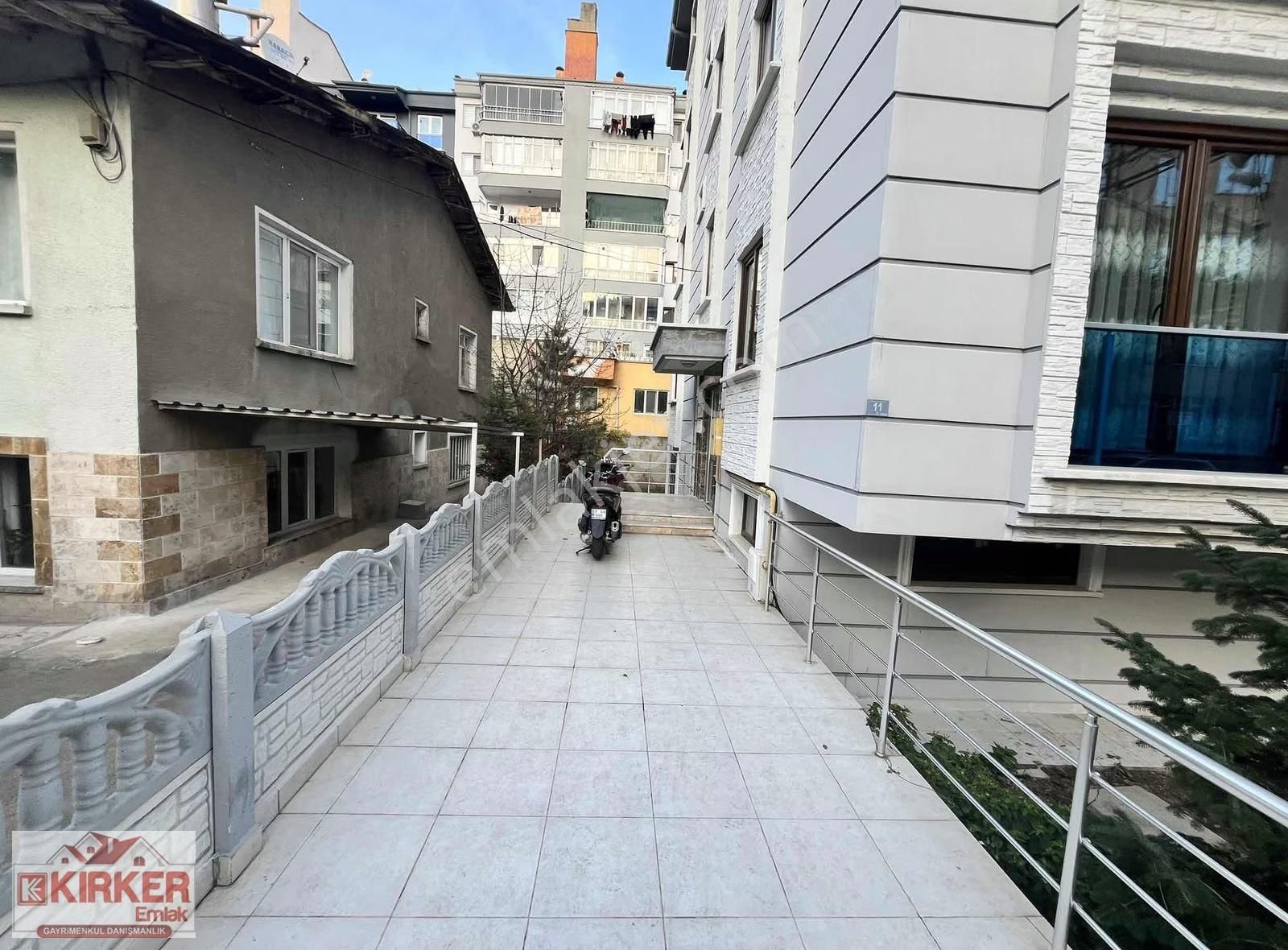 Kırker'den Sümer Mh. 2+1 Bahçe Katı Bakımlı Satılık Fırsat Daire - Görsel 10