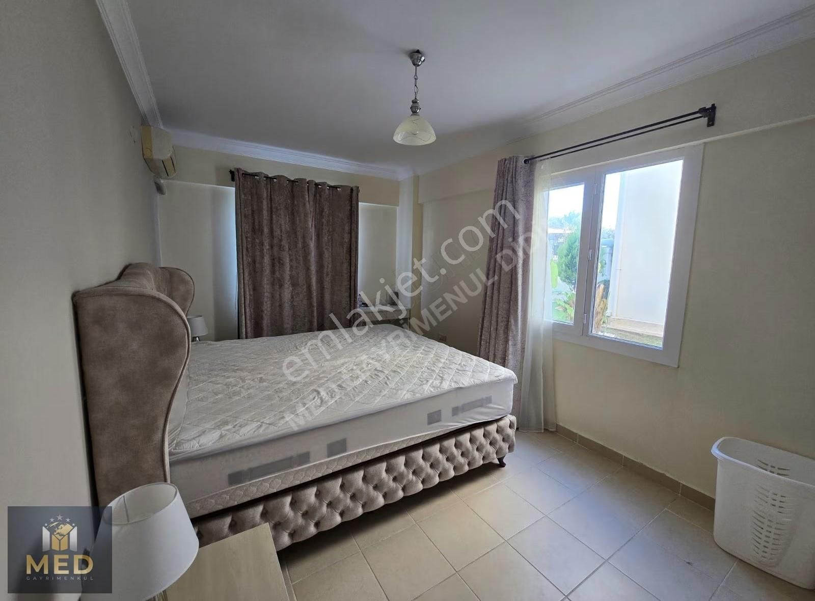 İngilizden Şahane Site İçi Muhteşem Güzellikte Daire