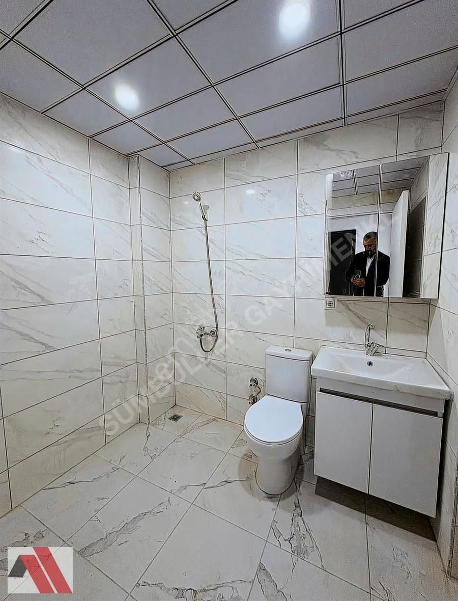 Sümbüller'den Eğitimciler Cad. Dibinde Balkonlu Arakat 1+1 Daire - Görsel 3