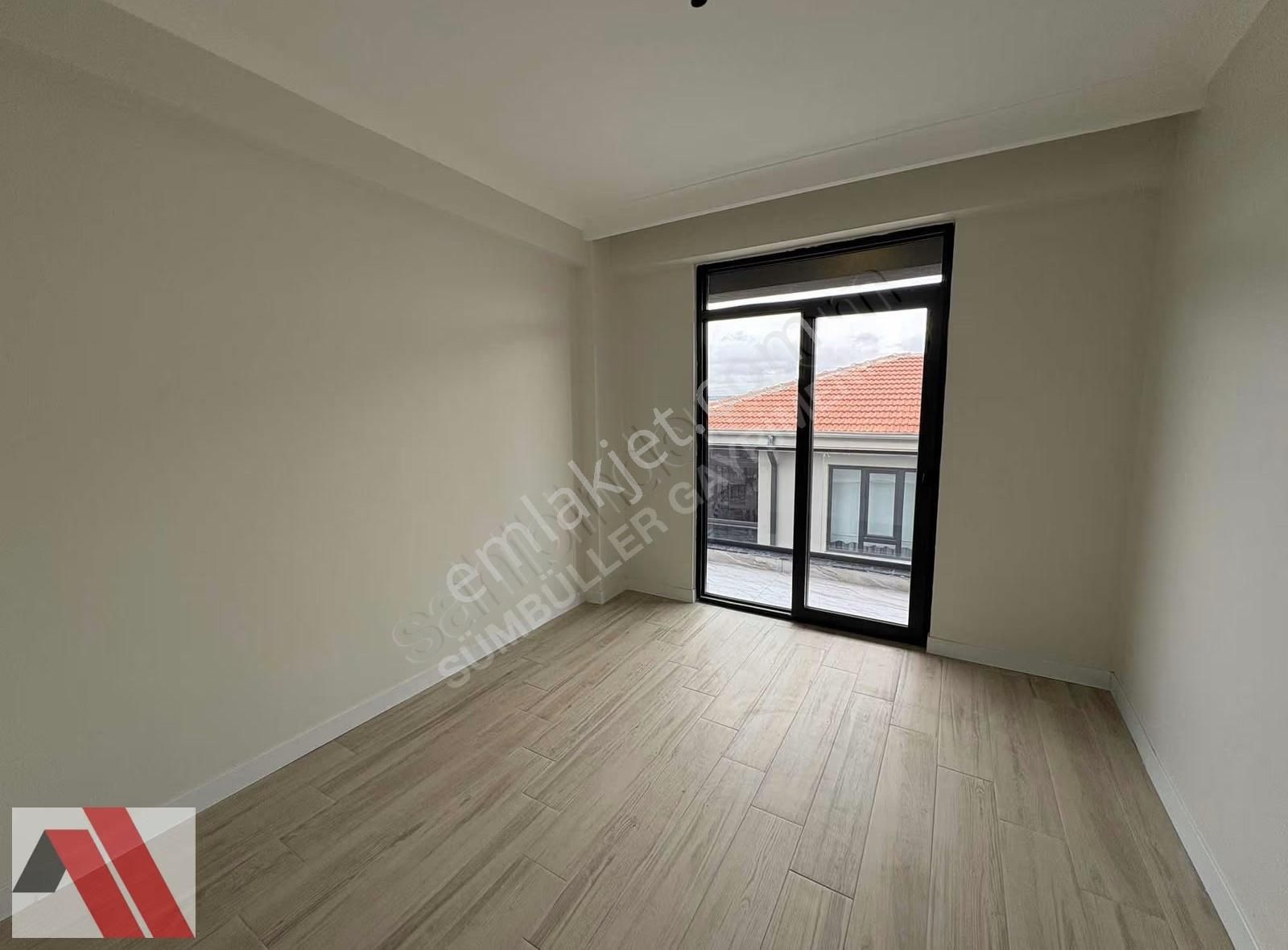 Sümbüller'den Siteler Bölgesinde Bahçeli Nizam Modern 3+1 Daire - Görsel 11