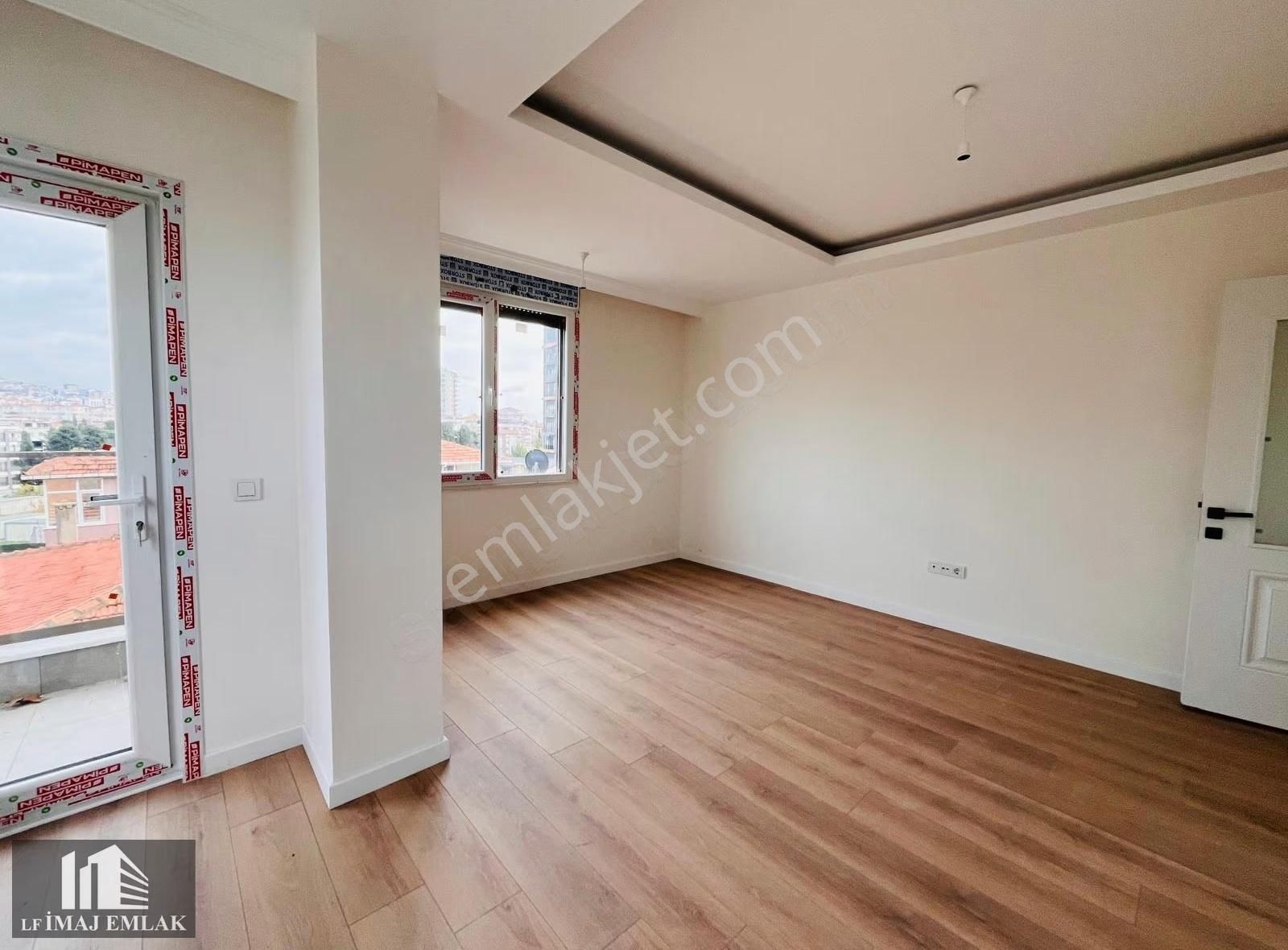 Lf İmaj Adatepe Sahilde Marmaray Yakın 2+1 Balkonlu Sıfır Lüks - Görsel 16