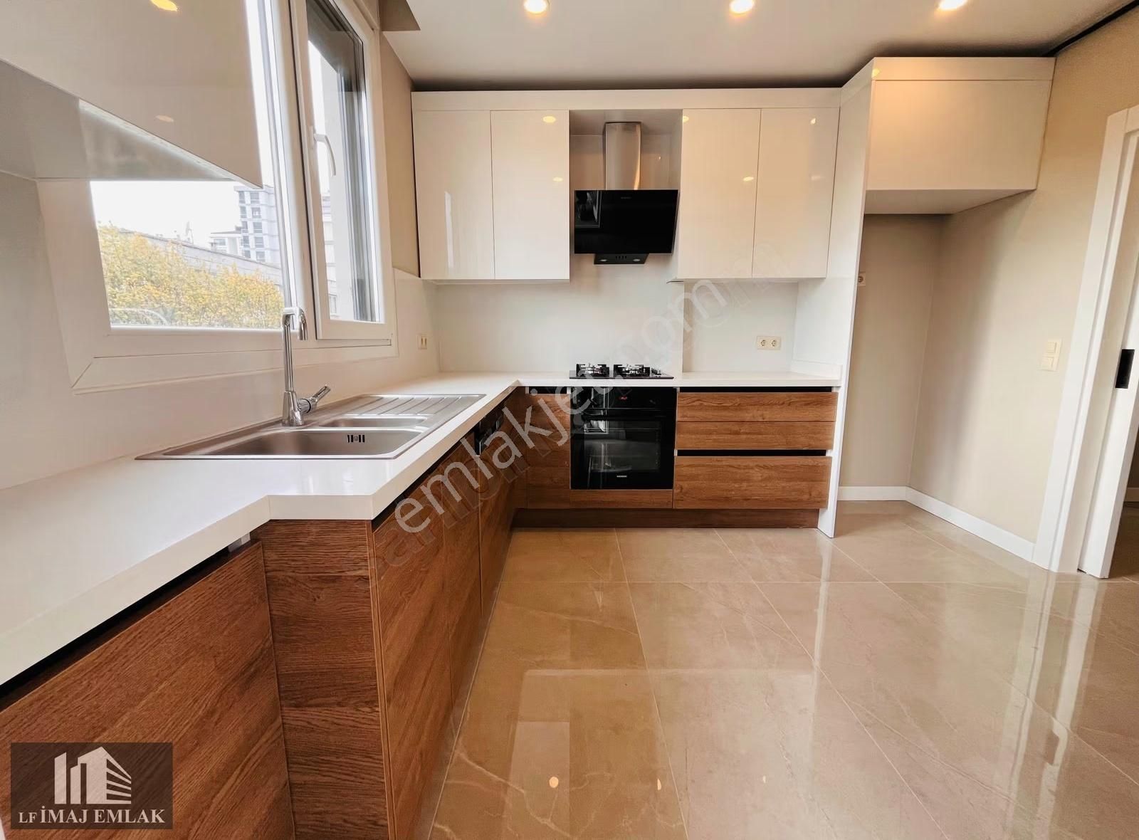 Lf İmaj Bostancı Sahilde Marmaray Yakın Geniş 3+1 Balkon Ebeveyn - Görsel 12