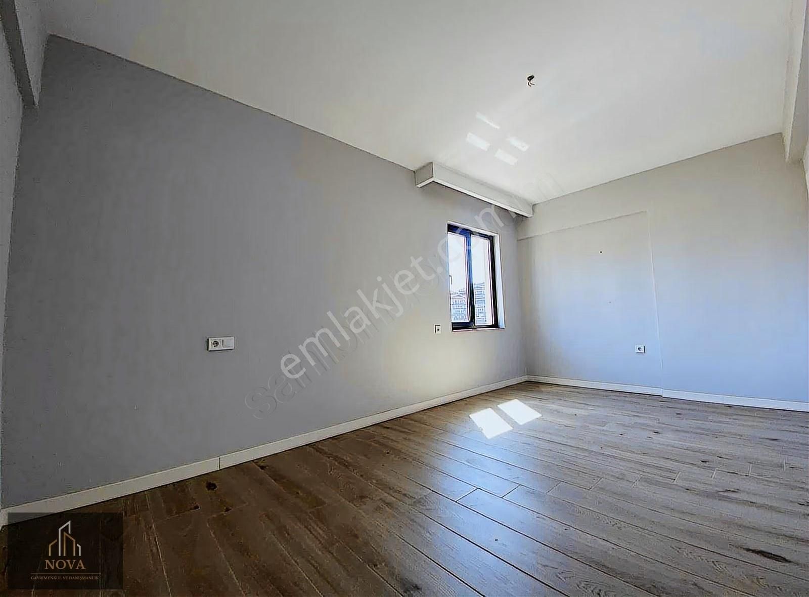 Nova'dan Cinkaya Mevki Site İçerisinde 2+1 Satılık Lüks Daire - Görsel 14