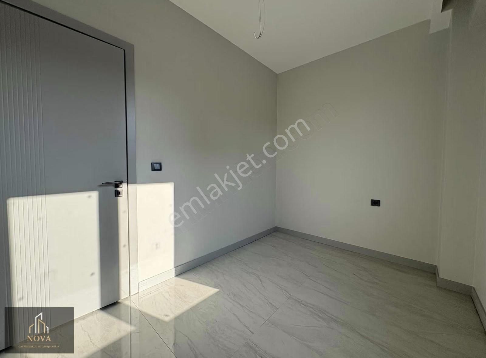 Nova'dan Ferhatlar Koleji Arkası 2+1 Satılık Lüks Sıfır Daire - Görsel 22