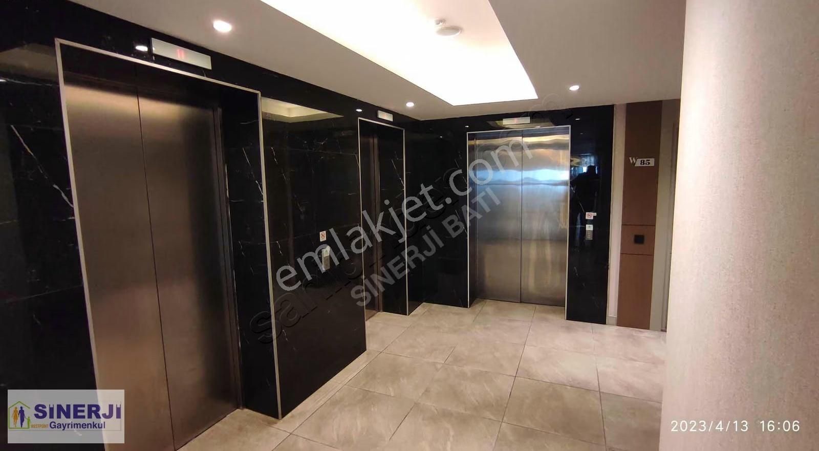 Nilüfer Westpoint Te Kiralık Ön Cephe Tabela Değeri Yüksek Ofis - Görsel 3