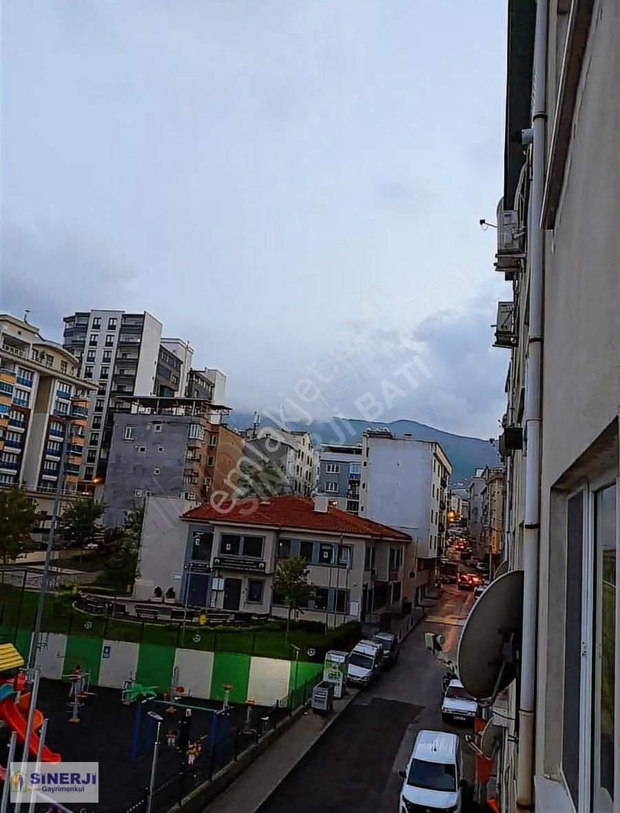 Elmasbahçeler'de Kiralık Arakat 3+1 Daire - Görsel 10