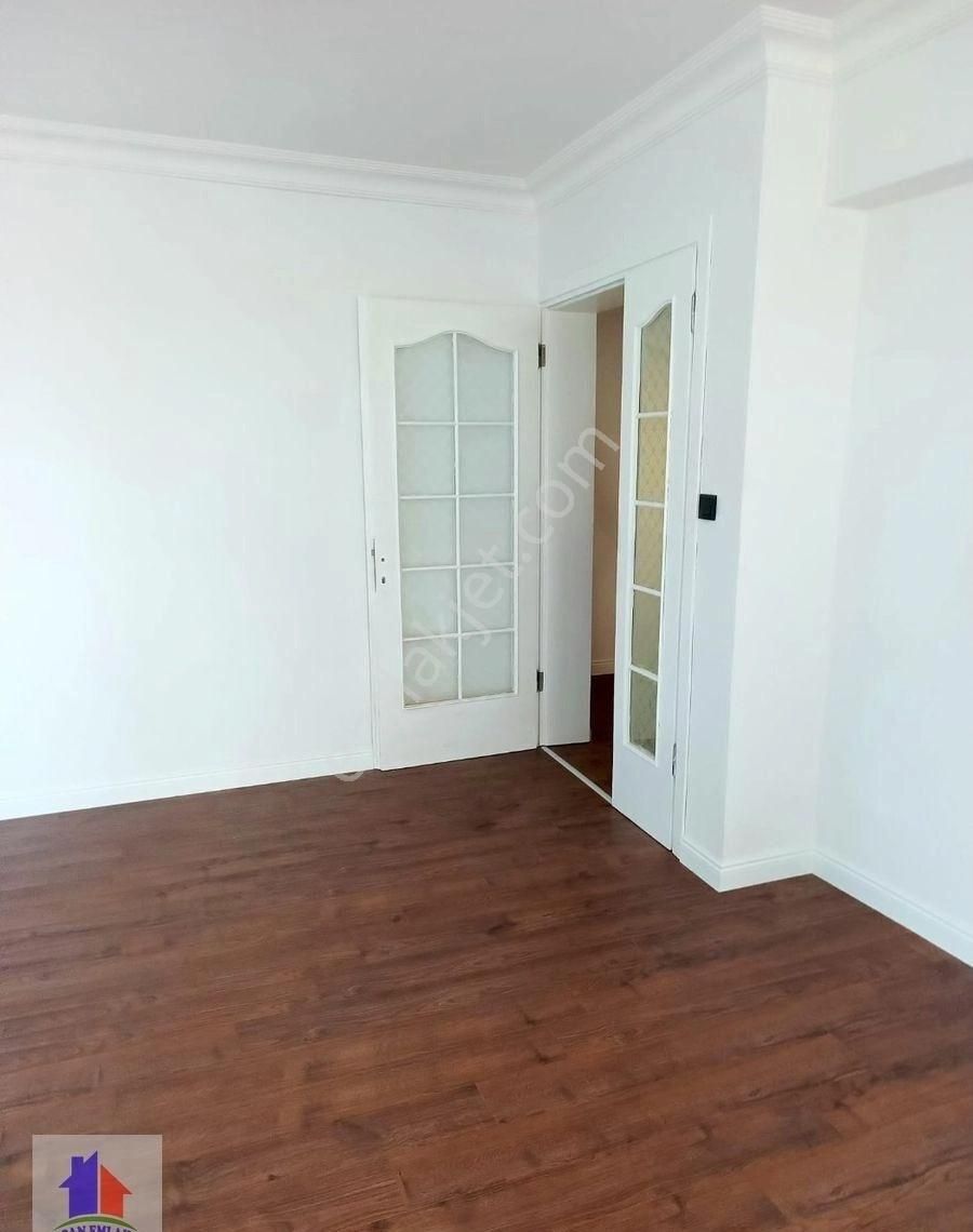 Can Emlak Ve İnşaat'tan Mudanya Yalı Mah.de Satılık Daire 3+1 Düzayak 1.kat Merketde Ptt Üstü Sitede - Görsel 2
